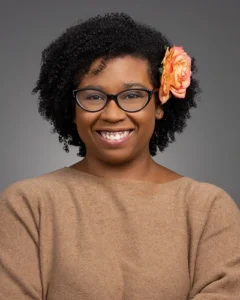 Headshot of Therapist Rae Fuqua