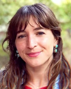 Headshot of Anya Rome