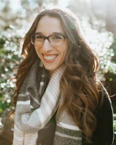 Headshot of Grenley Therapy