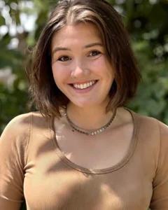 Headshot of Natalie Peppercorn